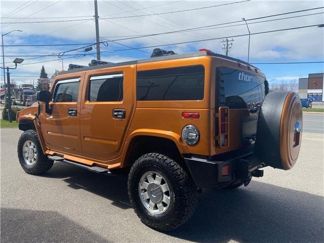 2006 HUMMER H2 AWD WITH SUNROOF, LEATHER SEATS, HEATED SEATS, DVD PLAYER, REMOTE START & REAR VIEW CAMERA!!