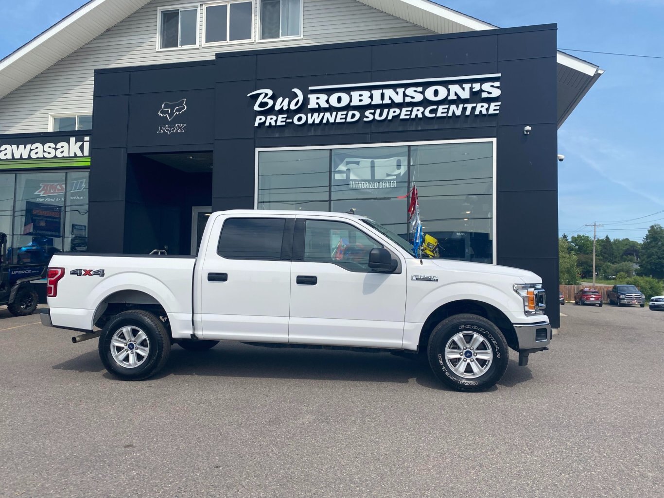 2020 FORD F 150 XLT 4X4 SUPERCREW WITH REAR VIEW CAMERA!! ( PREVIOUS RENTAL )