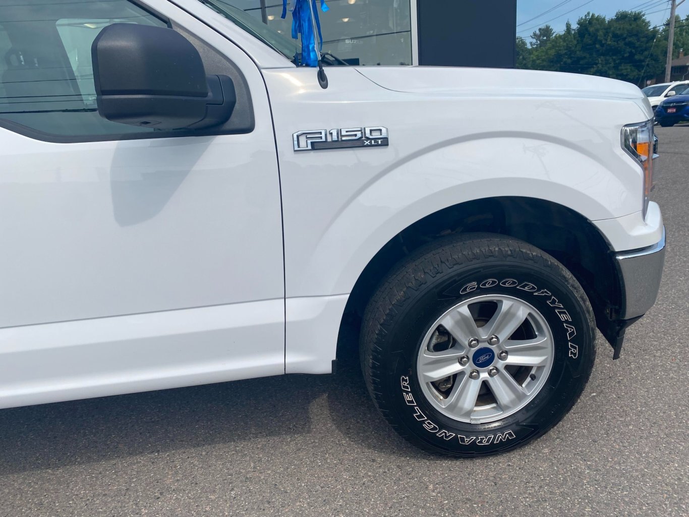 2020 FORD F 150 XLT 4X4 SUPERCREW WITH REAR VIEW CAMERA!! ( PREVIOUS RENTAL )