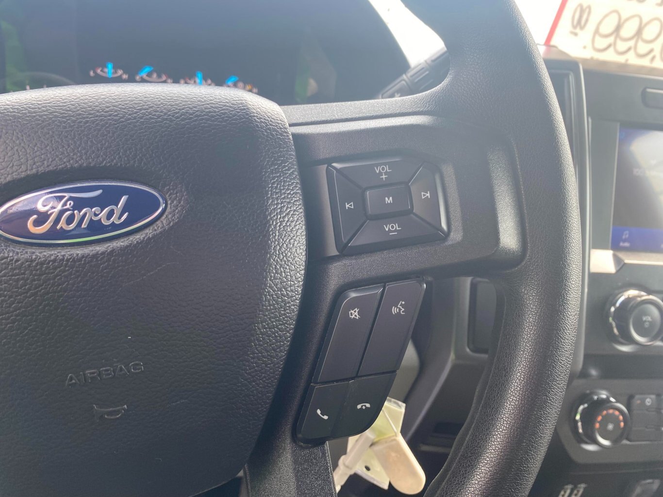 2020 FORD F 150 XLT 4X4 SUPERCREW WITH REAR VIEW CAMERA!! ( PREVIOUS RENTAL )