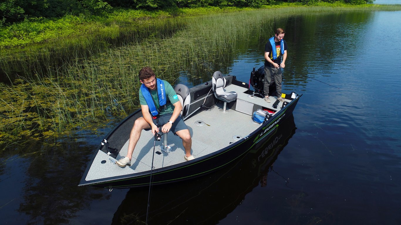 Legend Boats 16 XTE Tiller