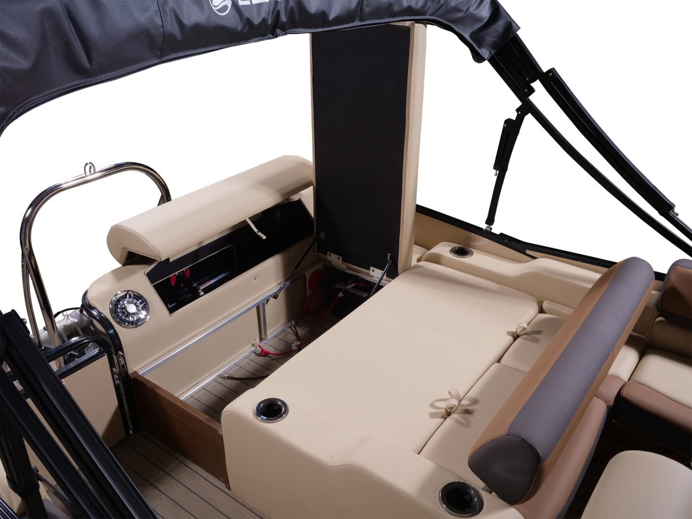 Legend Boats V Series Dual Lounge Sport Pro