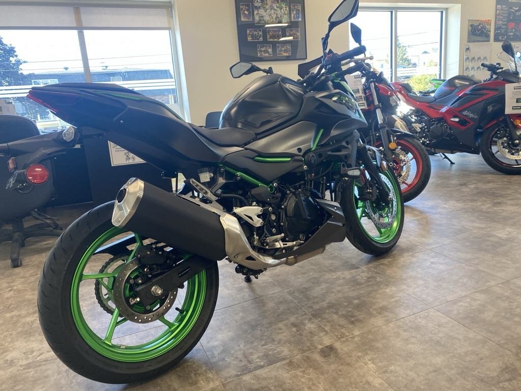 2024 Kawasaki Z500 SE ( IN STOCK )