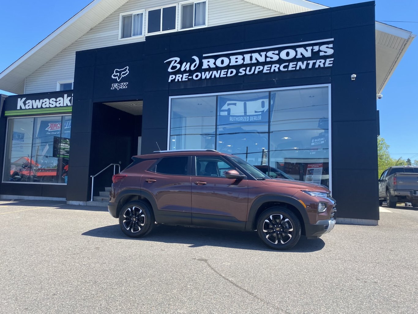 2022 CHEVROLET TRAILBLAZER LT AWD ( PREVIOUS RENTAL ) WITH HEATED SEATS, REAR VIEW CAMERA AND ONSTAR SERVICES!!