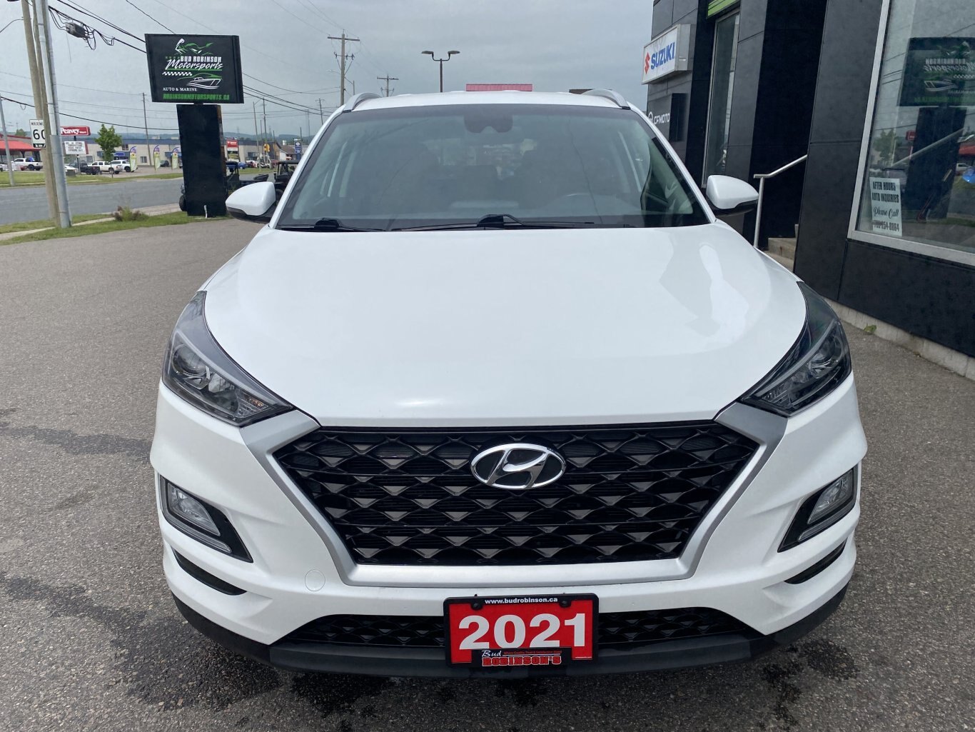 2021 HYUNDAI TUCSON PREFERRED AWD WITH HEATED SEATS, HEATED STEERING WHEEL AND REAR VIEW CAMERA!!