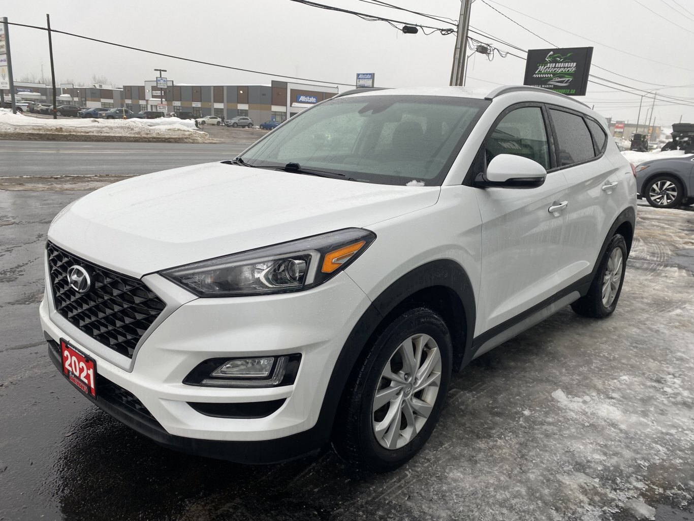 2021 HYUNDAI TUCSON PREFERRED AWD WITH HEATED SEATS, HEATED STEERING WHEEL AND REAR VIEW CAMERA!!