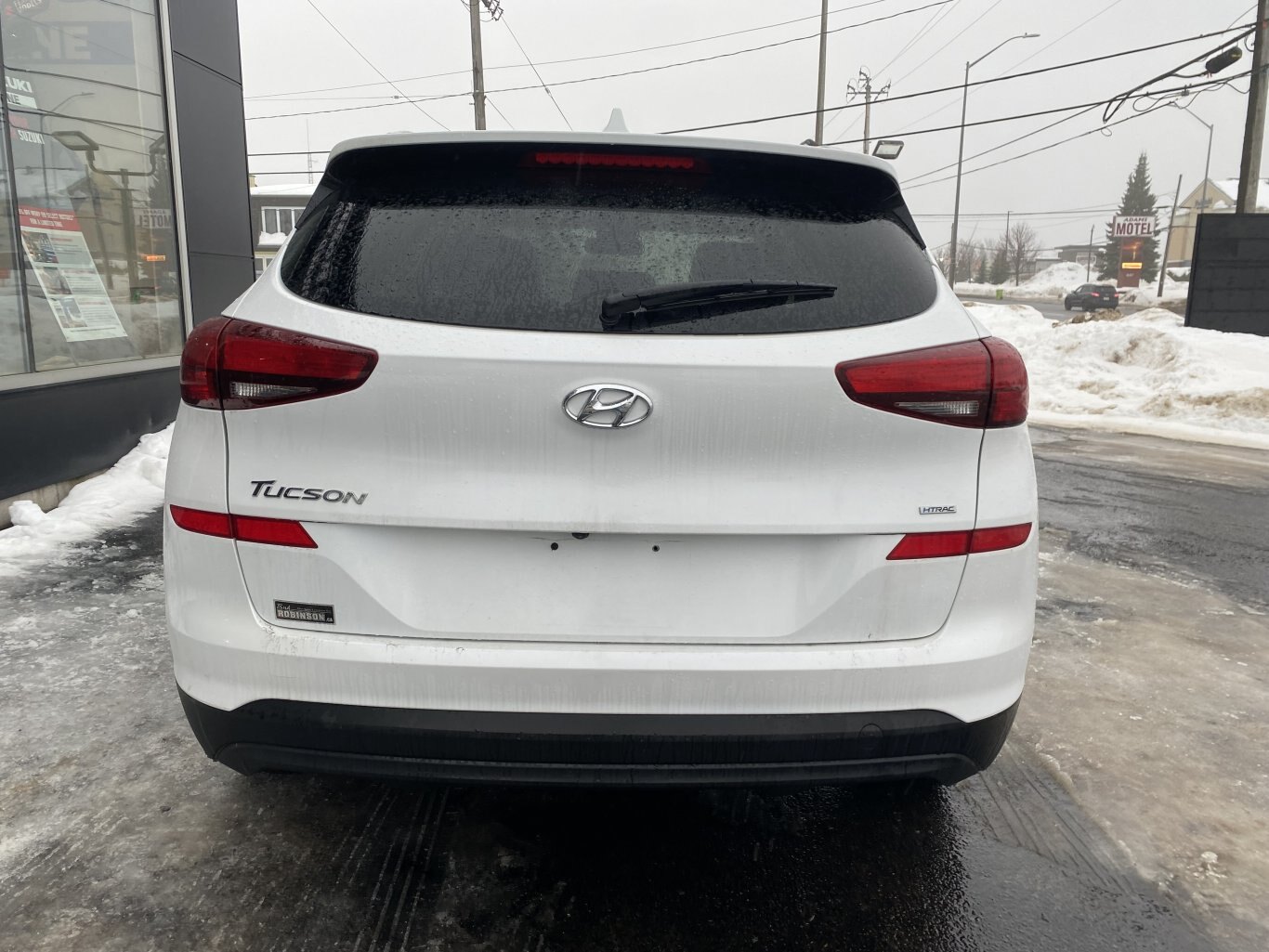 2021 HYUNDAI TUCSON PREFERRED AWD WITH HEATED SEATS, HEATED STEERING WHEEL AND REAR VIEW CAMERA!!