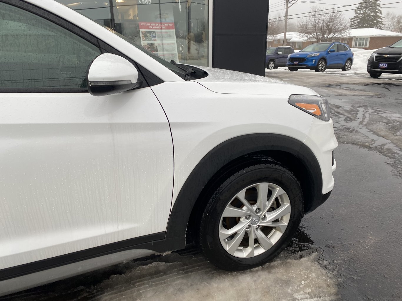 2021 HYUNDAI TUCSON PREFERRED AWD WITH HEATED SEATS, HEATED STEERING WHEEL AND REAR VIEW CAMERA!!