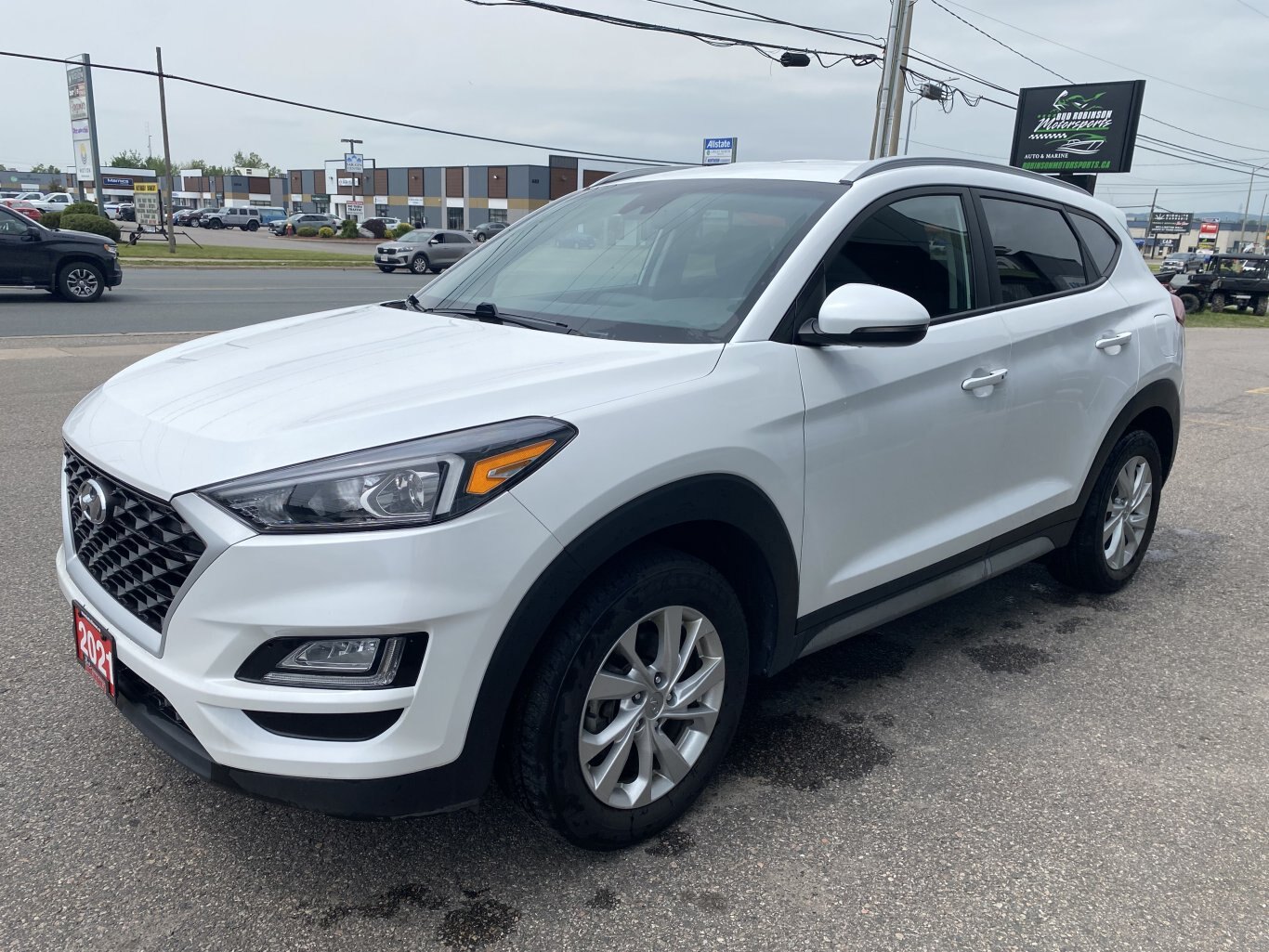 2021 HYUNDAI TUCSON PREFERRED AWD WITH HEATED SEATS, HEATED STEERING WHEEL AND REAR VIEW CAMERA!!