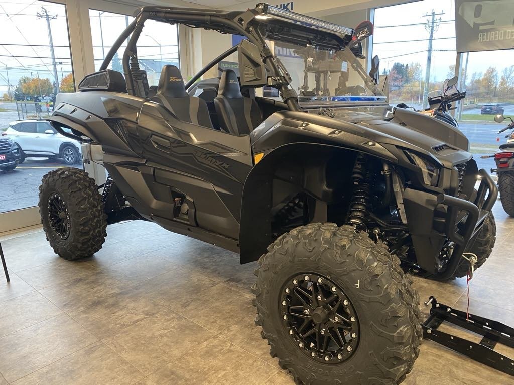 2025 Kawasaki TERYX KRX 1000 BLACKOUT EDITION ( IN STOCK )