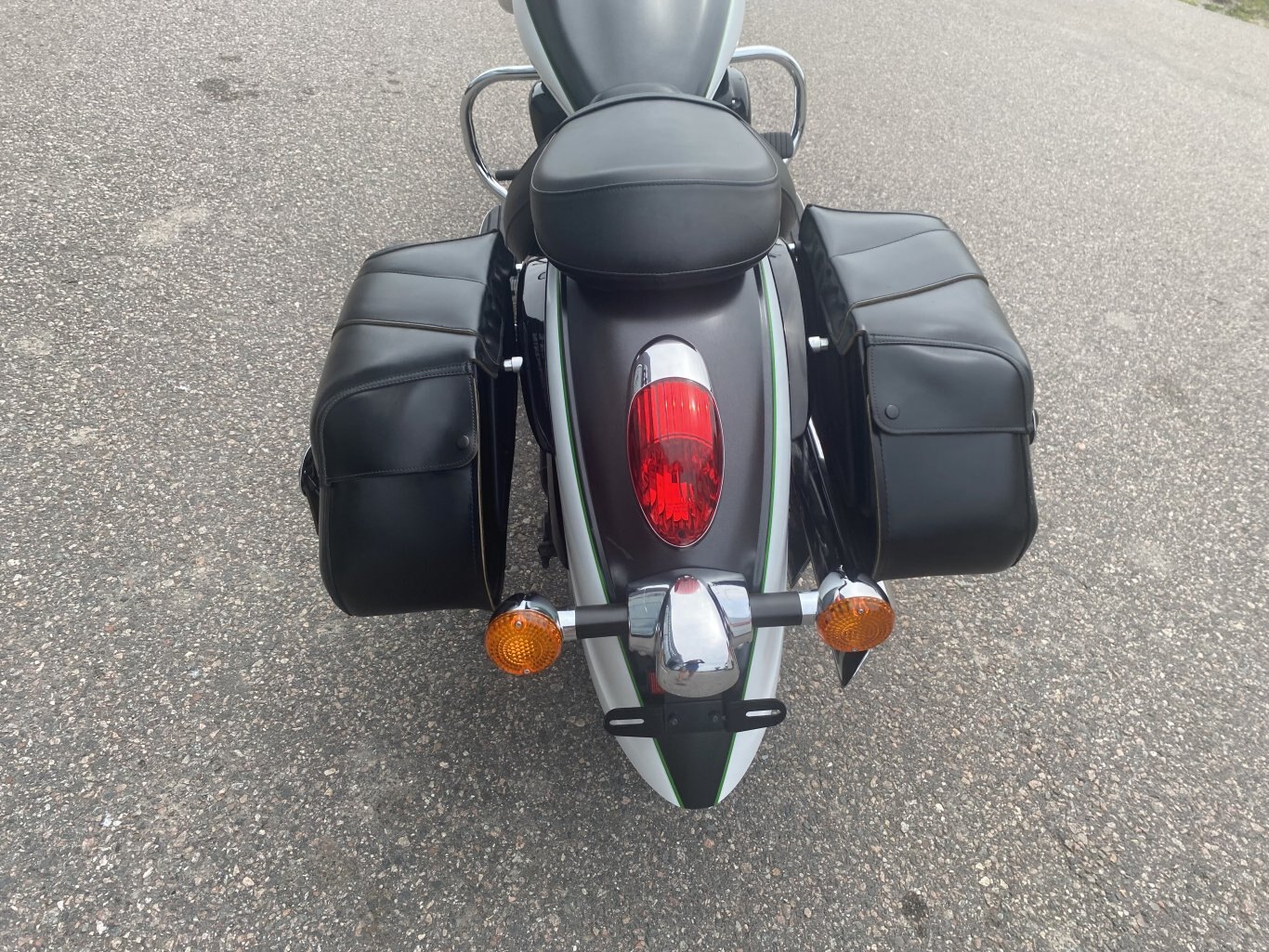 2015 KAWASAKI VULCAN 900 CLASSIC SE