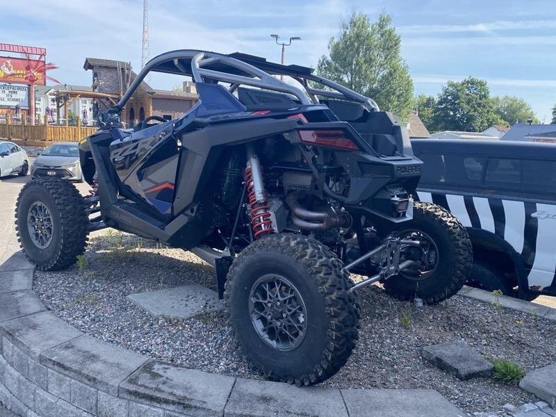 2023 POLARIS RZR PRO R PREMIUM ( NEWLY REGISTERED )