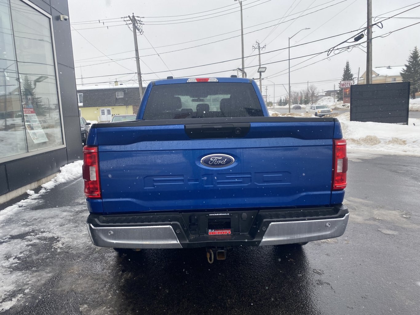 2023 FORD F 150 XLT 4X4 SUPERCREW ( PREVIOUS RENTAL ) WITH REAR VIEW CAMERA AND NAVIGATION!!