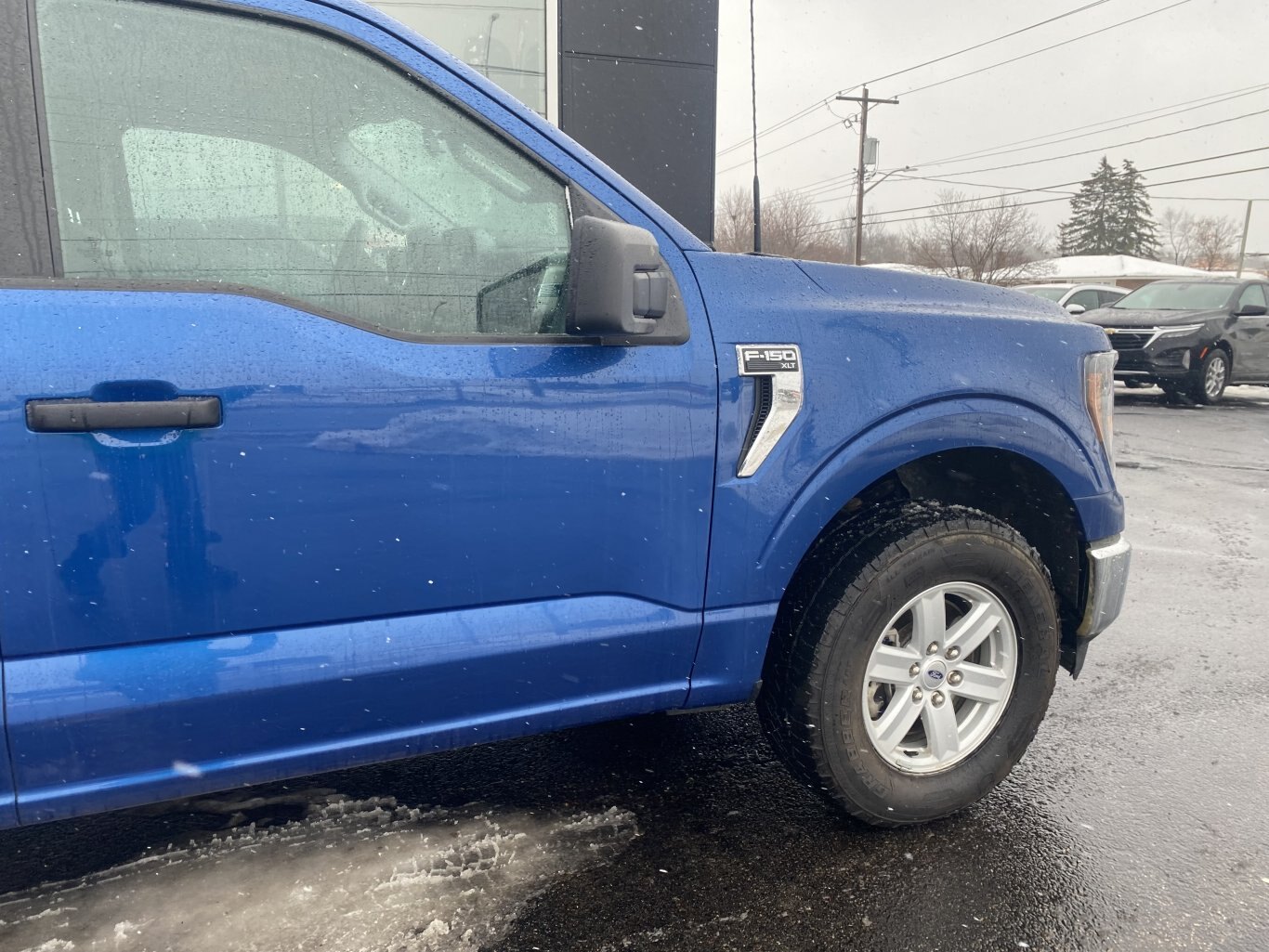 2023 FORD F 150 XLT 4X4 SUPERCREW ( PREVIOUS RENTAL ) WITH REAR VIEW CAMERA AND NAVIGATION!!