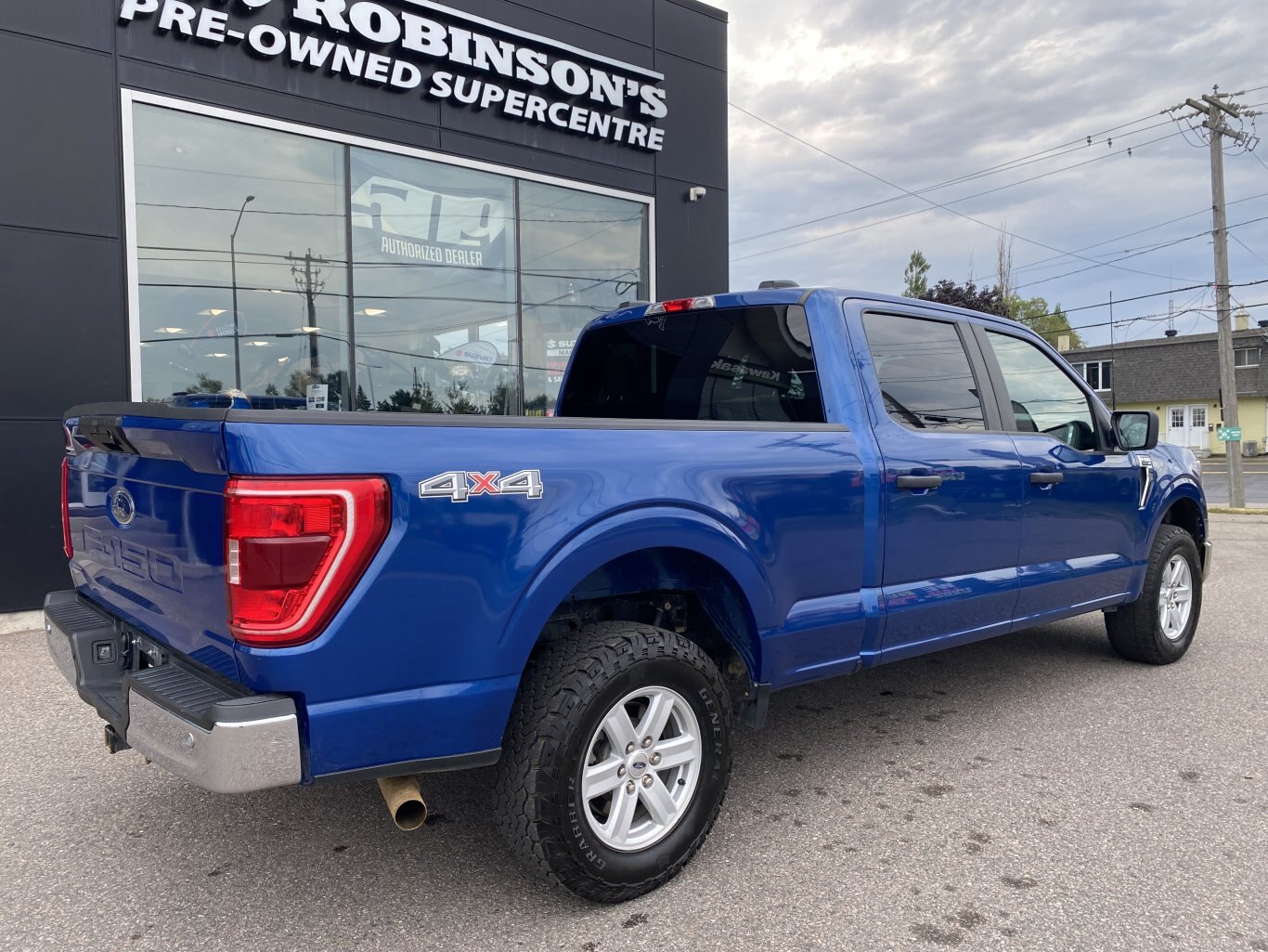 2023 FORD F 150 XLT 4X4 SUPERCREW ( PREVIOUS RENTAL ) WITH REAR VIEW CAMERA AND NAVIGATION!!