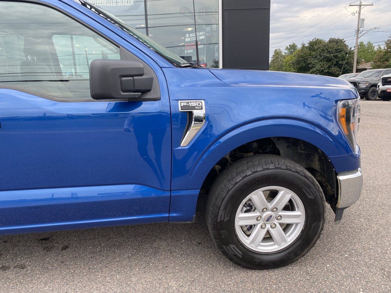 2023 FORD F 150 XLT 4X4 SUPERCREW ( PREVIOUS RENTAL ) WITH REAR VIEW CAMERA AND NAVIGATION!!