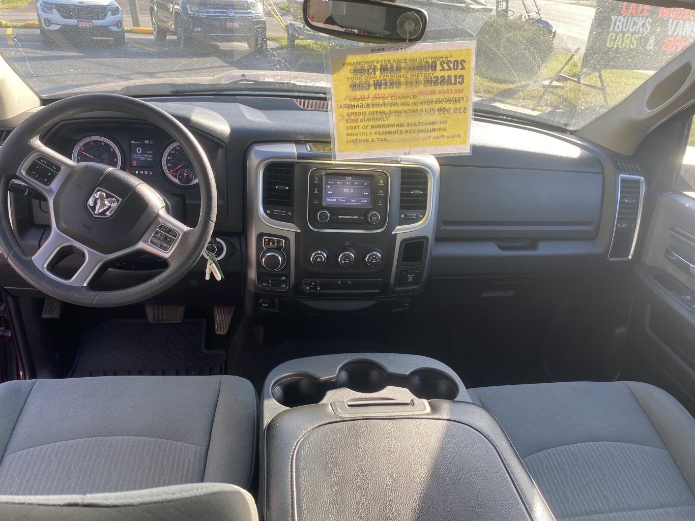 2022 DODGE RAM 1500 CLASSIC SLT 4X4 CREW CAB ( PREVIOUS RENTAL ) WITH REAR VIEW CAMERA!!