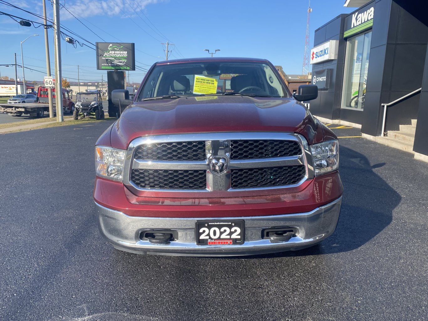 2022 DODGE RAM 1500 CLASSIC SLT 4X4 CREW CAB ( PREVIOUS RENTAL ) WITH REAR VIEW CAMERA!!