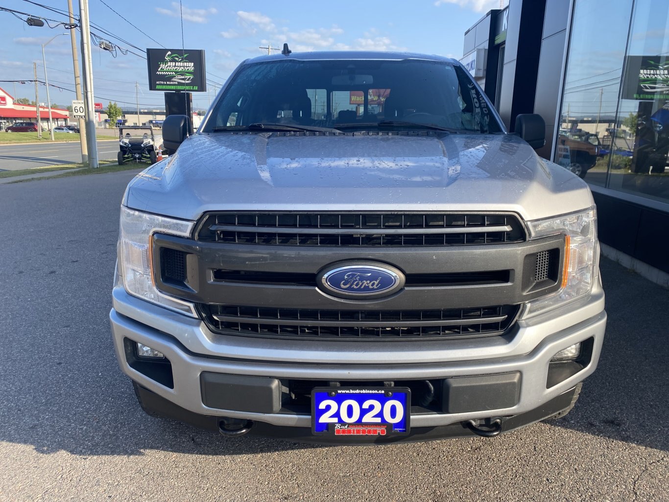 2020 FORD F 150 XLT 4X4 SUPER CREW SPORT WITH HEATED SEATS, REAR VIEW CAMERA AND NAVIGATION!!