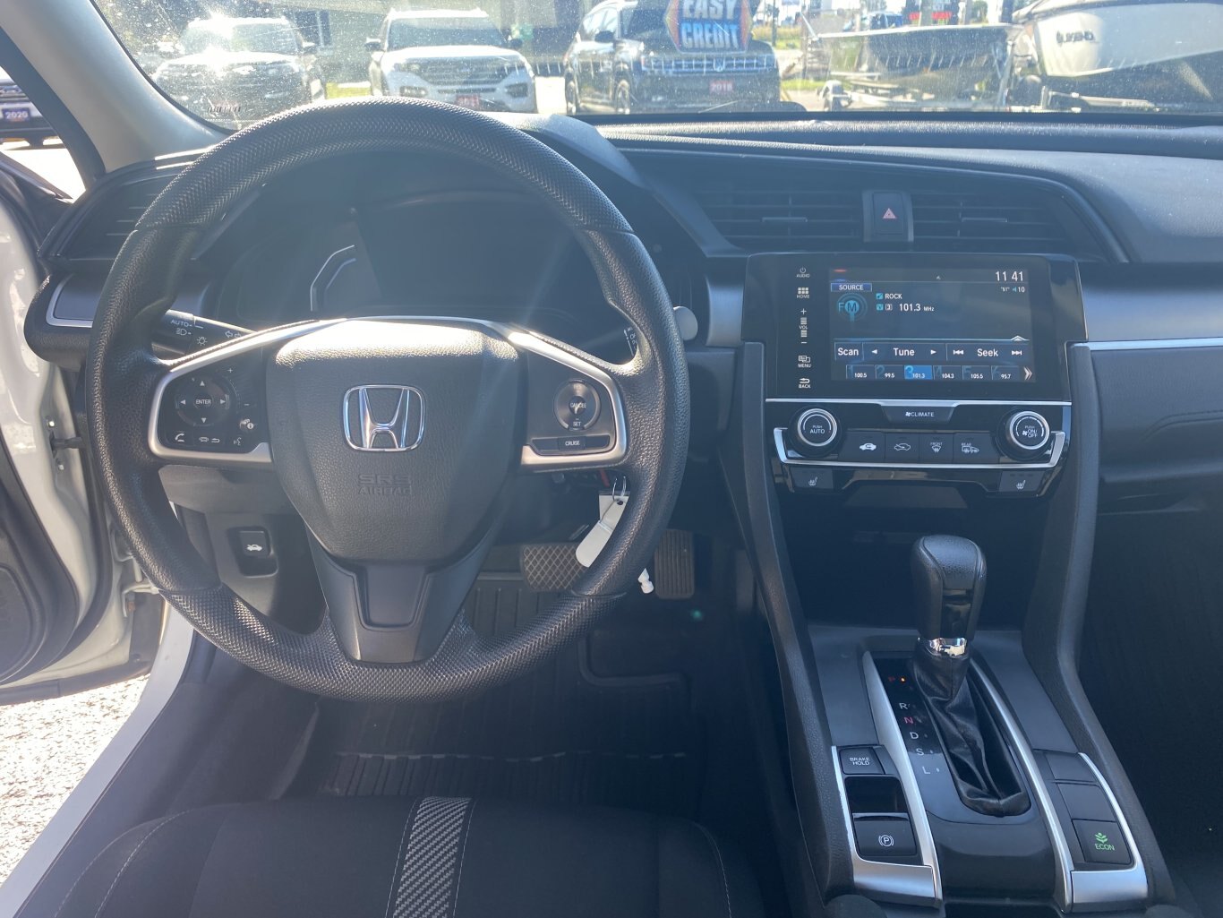 2018 HONDA CIVIC LX FWD WITH HEATED SEATS AND REAR VIEW CAMERA!!