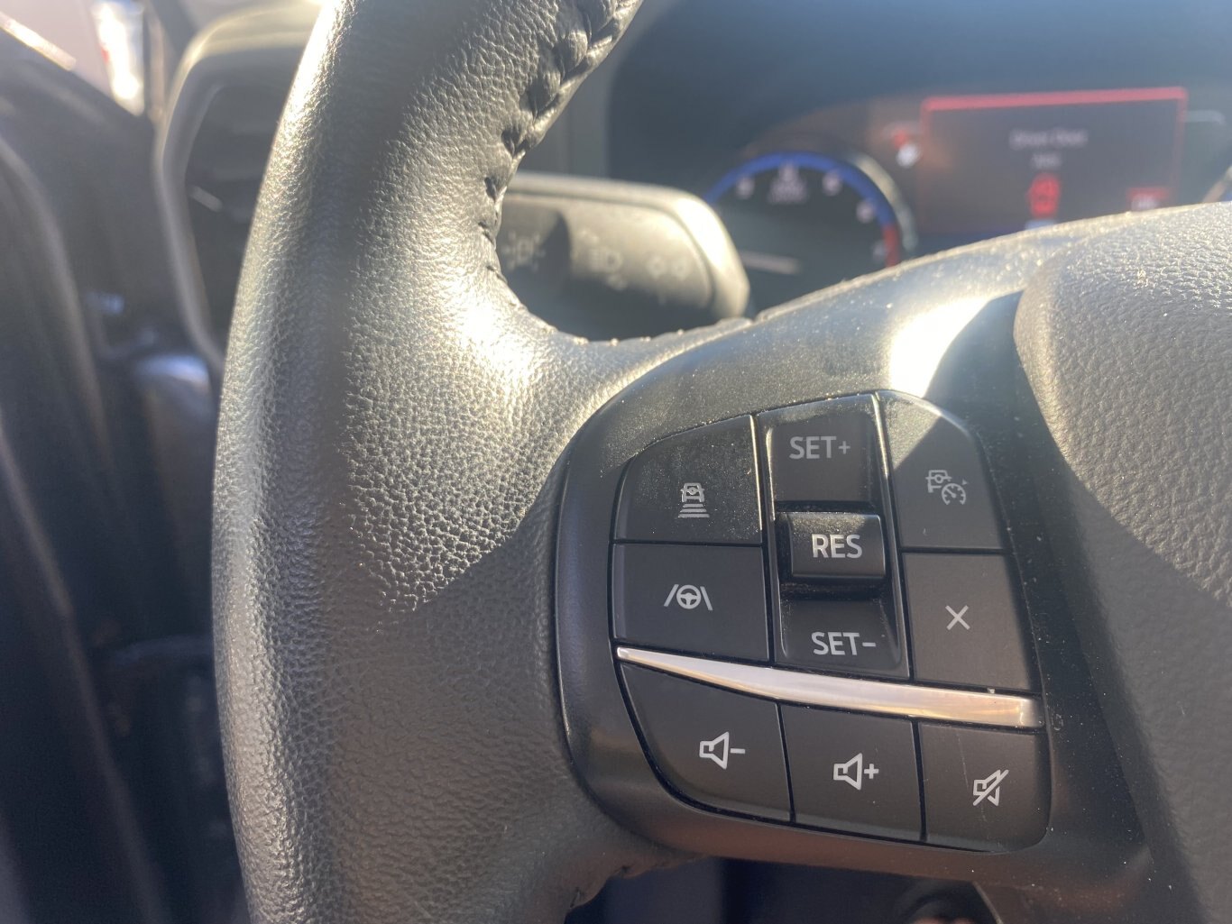 2022 FORD BRONCO SPORT OUTER BANKS 4X4 WITH SUNROOF, HEATED SEATS, REAR VIEW CAMERA AND NAVIGATION!!