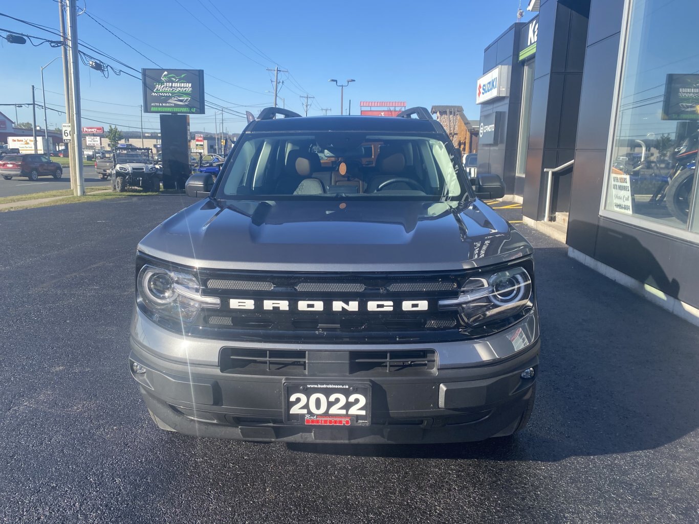 2022 FORD BRONCO SPORT OUTER BANKS 4X4 WITH SUNROOF, HEATED SEATS, REAR VIEW CAMERA AND NAVIGATION!!