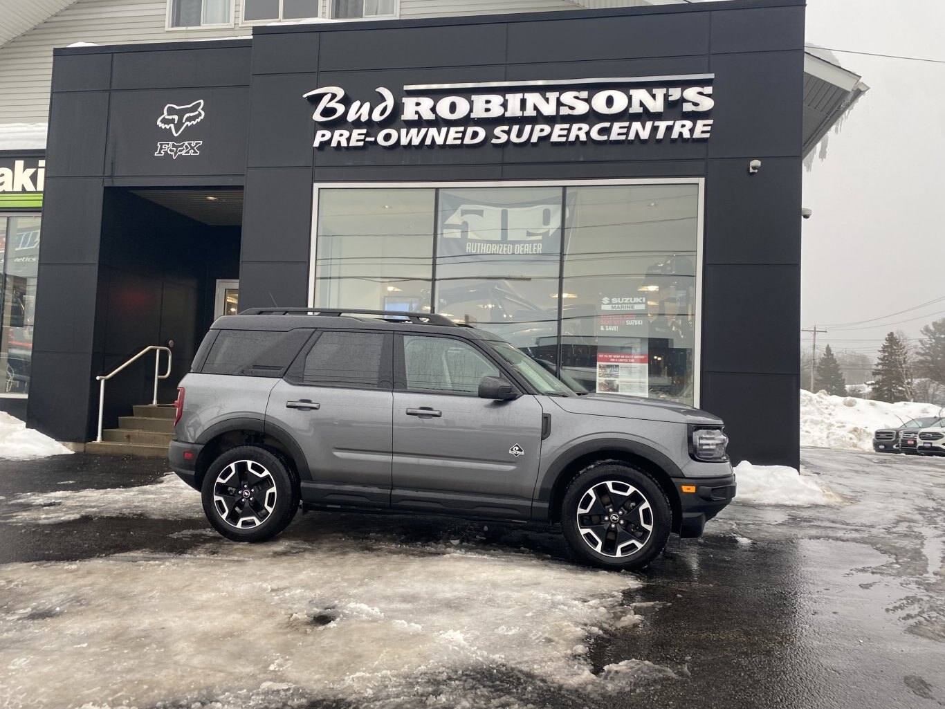 2022 FORD BRONCO SPORT OUTER BANKS 4X4 WITH SUNROOF, REMOTE START, HEATED SEATS, REAR VIEW CAMERA AND NAVIGATION!!