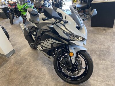 KAWASAKI SUPERSPORT - Kawasaki Dealer - BUD ROBINSON