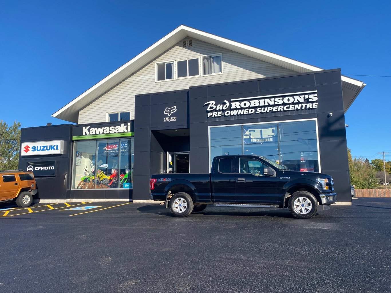 2017 FORD F-150 XLT 4X4 SUPER CAB 6.5 FT BOX WITH REAR-VIEW CAMERA AND REMOTE START!!