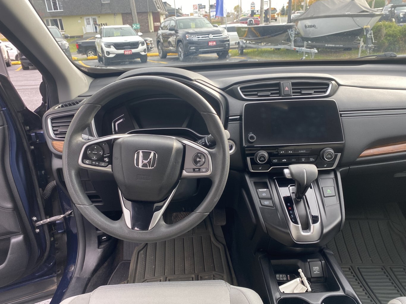 2017 HONDA CR V EX AWD WITH SUNROOF, HEATED SEATS AND REAR VIEW CAMERA!!