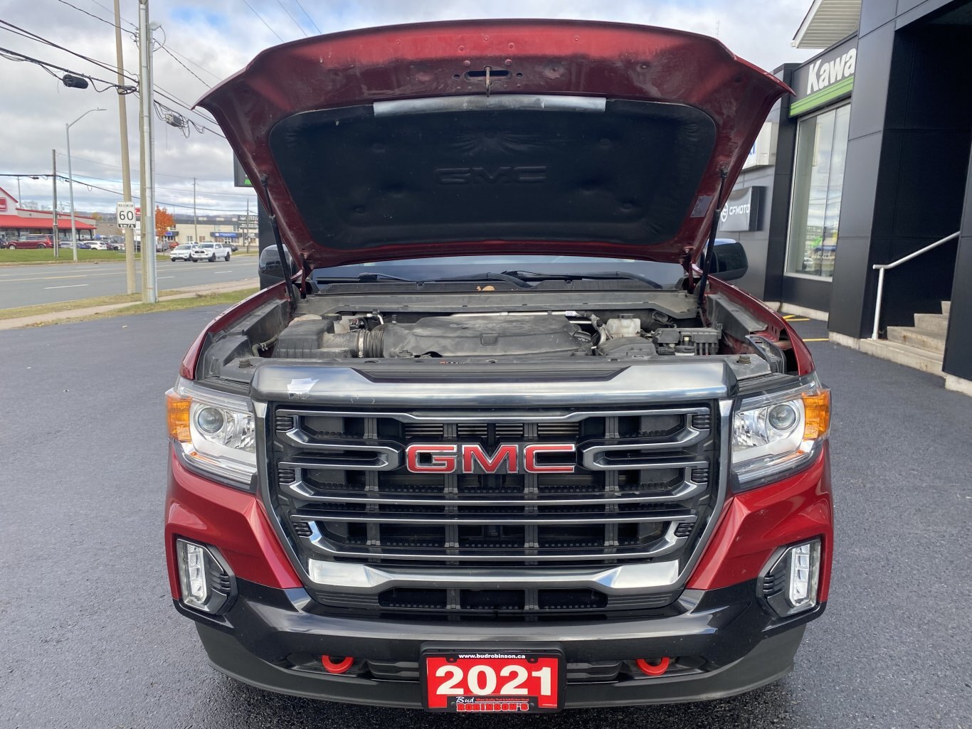 2021 GMC CANYON AT4 4X4 CREW CAB ( PREVIOUS RENTAL ) WITH LEATHER SEATS, HEATED SEATS, ONSTAR SERVICES, REMOTE START AND REAR VIEW CAMERA!!