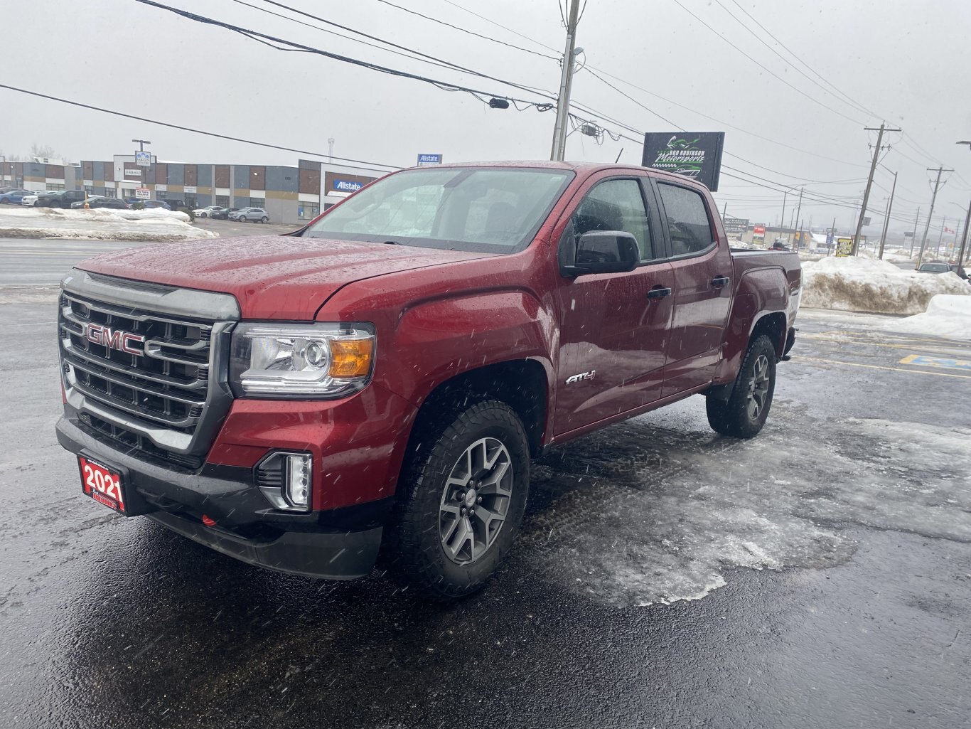 2021 GMC CANYON AT4 4X4 CREW CAB ( PREVIOUS RENTAL ) WITH LEATHER SEATS, HEATED SEATS, ONSTAR SERVICES, REMOTE START AND REAR VIEW CAMERA!!