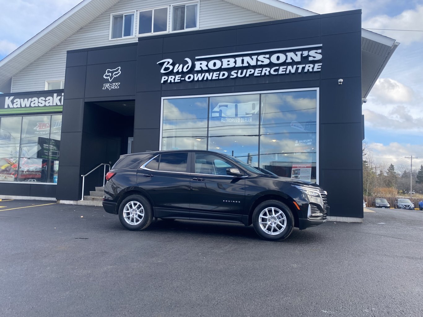 2023 CHEVROLET EQUINOX LT AWD ( PREVIOUS RENTAL ) WITH HEATED SEATS, REAR VIEW CAMERA AND ONSTAR SERVICES!!