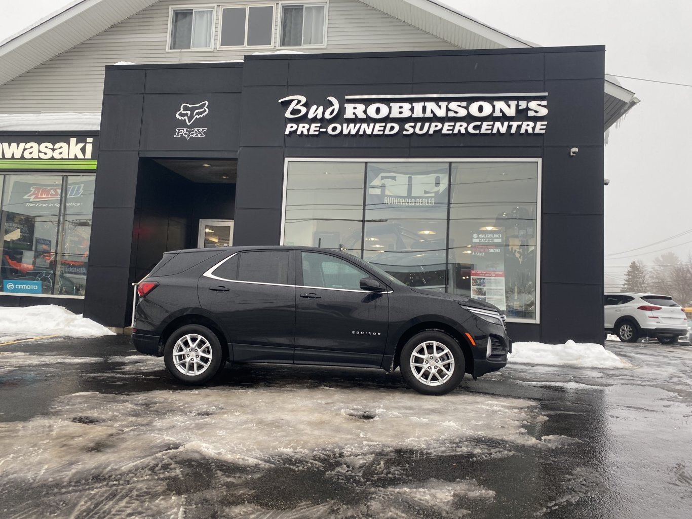 2023 CHEVROLET EQUINOX LT AWD ( PREVIOUS RENTAL ) WITH HEATED SEATS, REAR VIEW CAMERA AND ONSTAR SERVICES!!