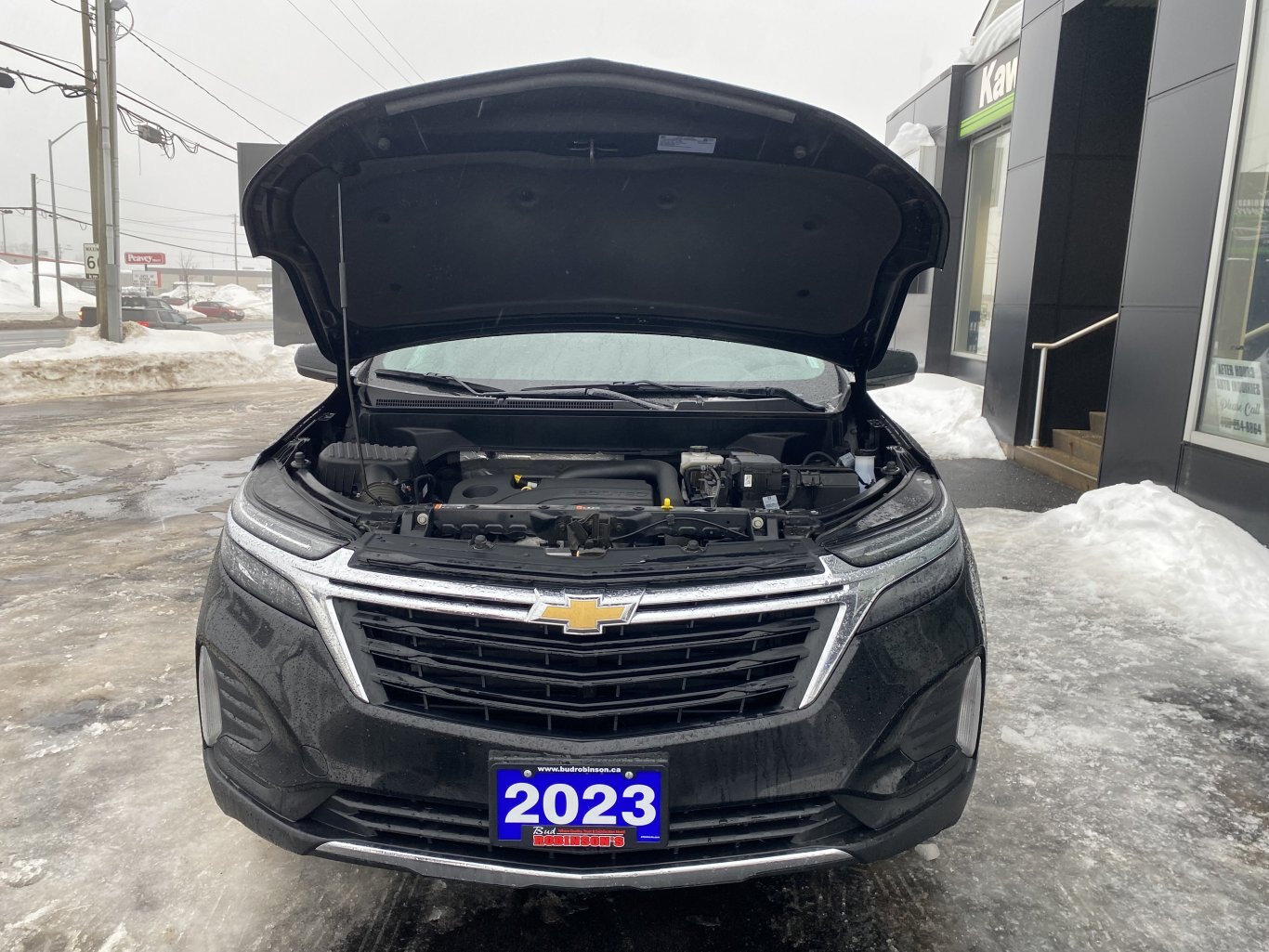 2023 CHEVROLET EQUINOX LT AWD ( PREVIOUS RENTAL ) WITH HEATED SEATS, REAR VIEW CAMERA AND ONSTAR SERVICES!!