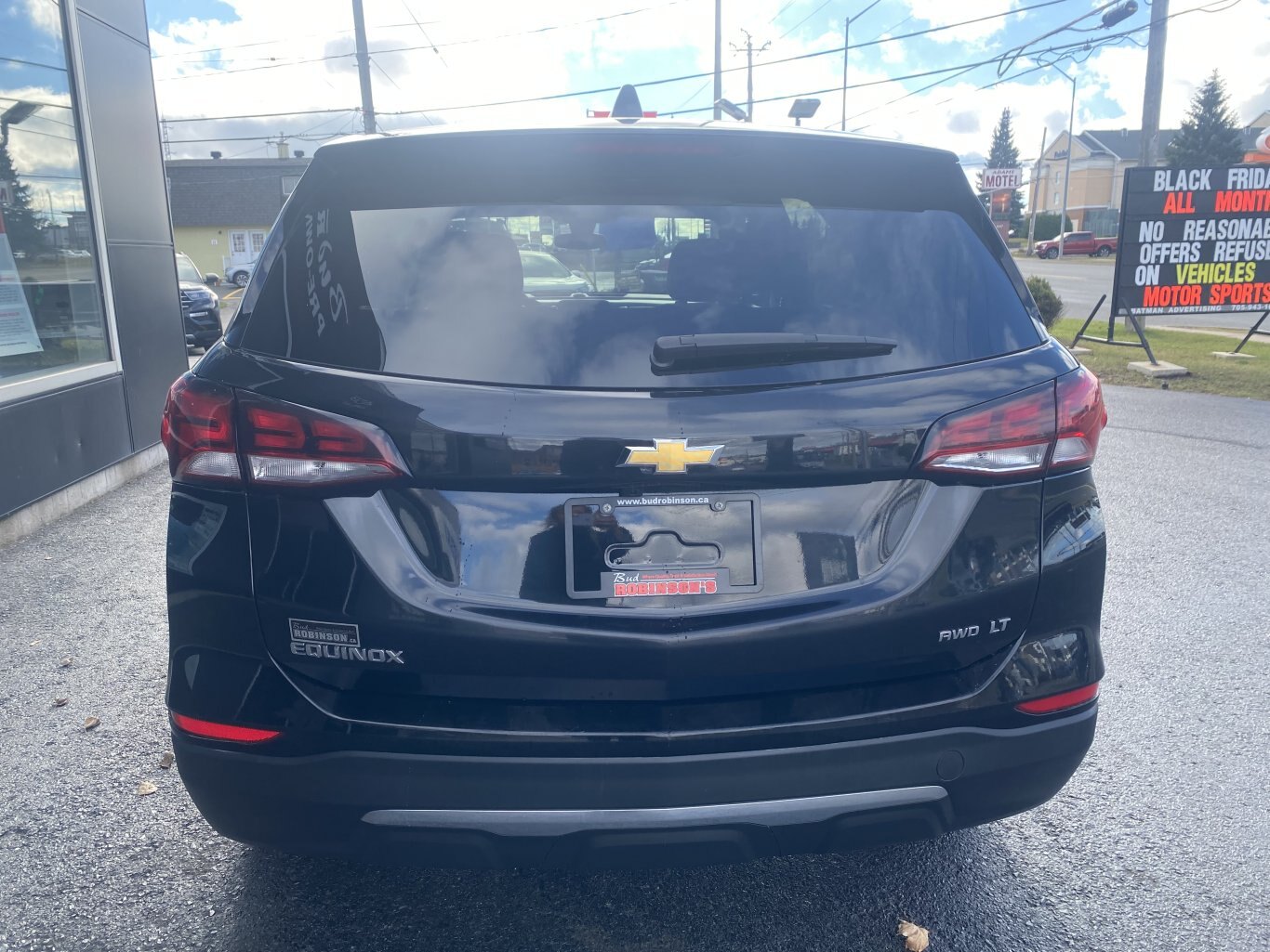 2023 CHEVROLET EQUINOX LT AWD ( PREVIOUS RENTAL ) WITH HEATED SEATS, REAR VIEW CAMERA AND ONSTAR SERVICES!!