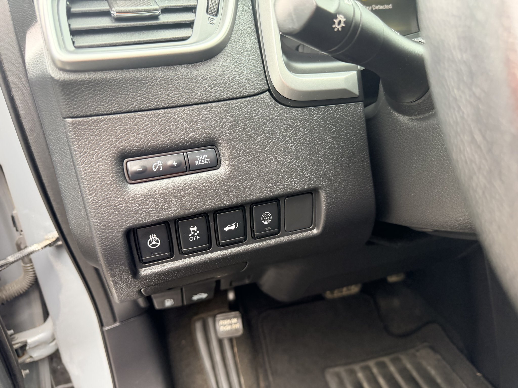 2023 NISSAN MURANO SL AWD ( PREVIOUS RENTAL ) WITH SUNROOF, LEATHER SEATS, HEATED SEATS, REAR VIEW CAMERA, REMOTE START, HEATED STEERING WHEEL, POWER TRUNK AND NAVIGATION!!