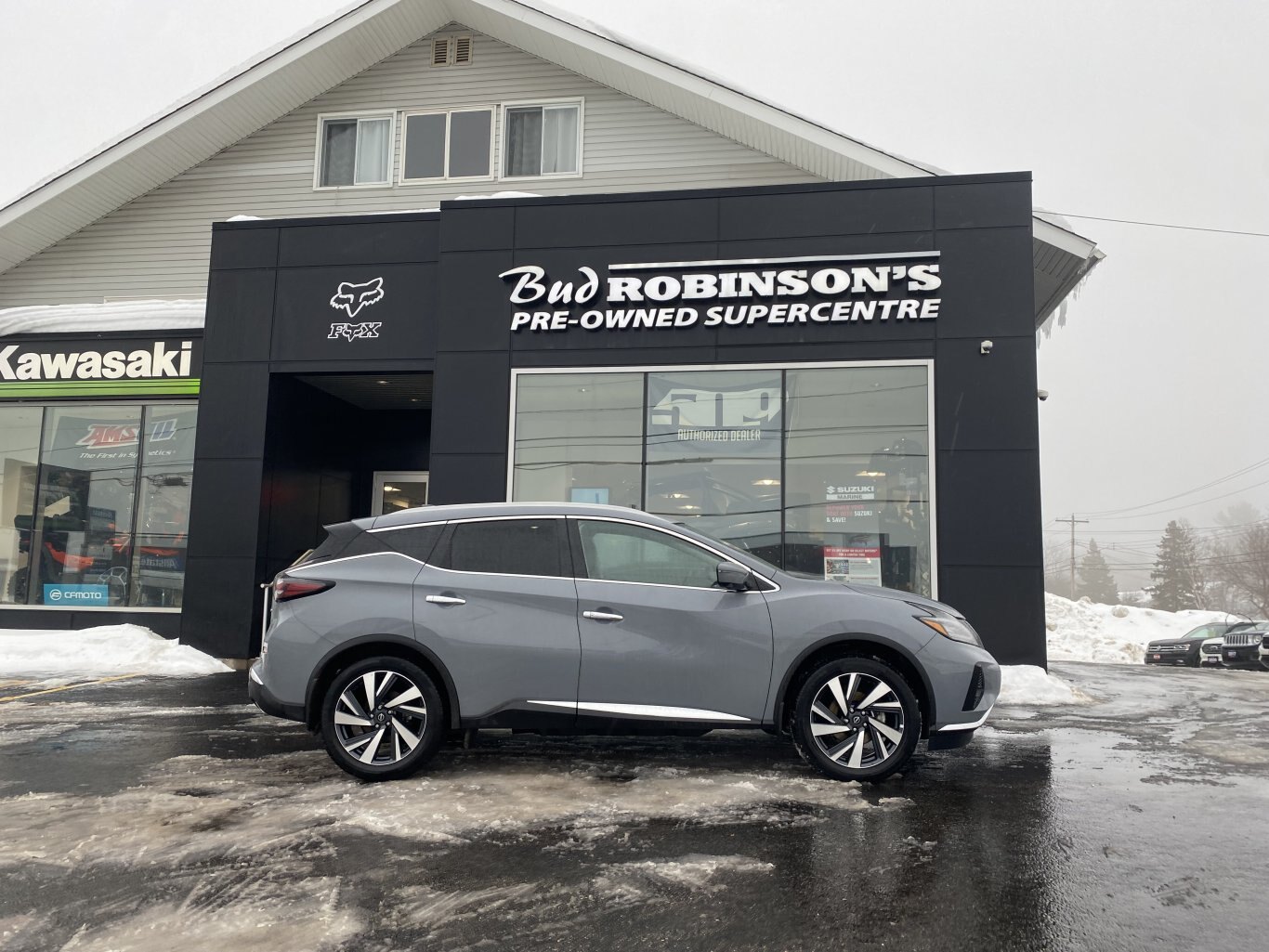 2023 NISSAN MURANO SL AWD ( PREVIOUS RENTAL ) WITH SUNROOF, LEATHER SEATS, HEATED SEATS, REAR VIEW CAMERA, REMOTE START, HEATED STEERING WHEEL, POWER TRUNK AND NAVIGATION!!