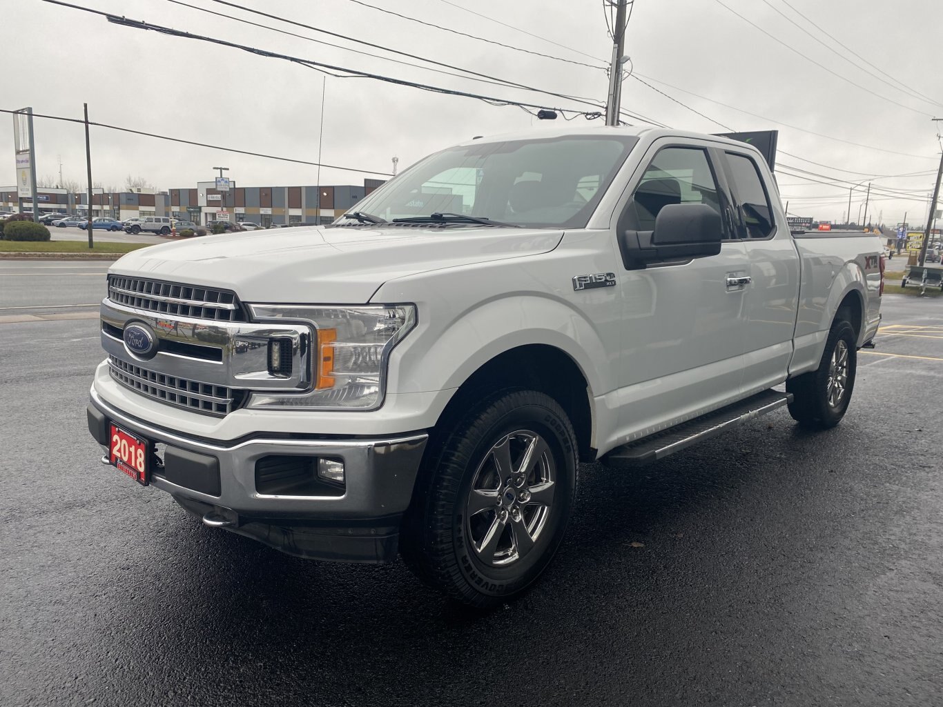 2018 FORD F 150 XTR SUPER CAB 6.5 FT BOX ( PREVIOUS RENTAL ) WITH TONNEAU COVER, BACK RACK AND REAR VIEW CAMERA!!