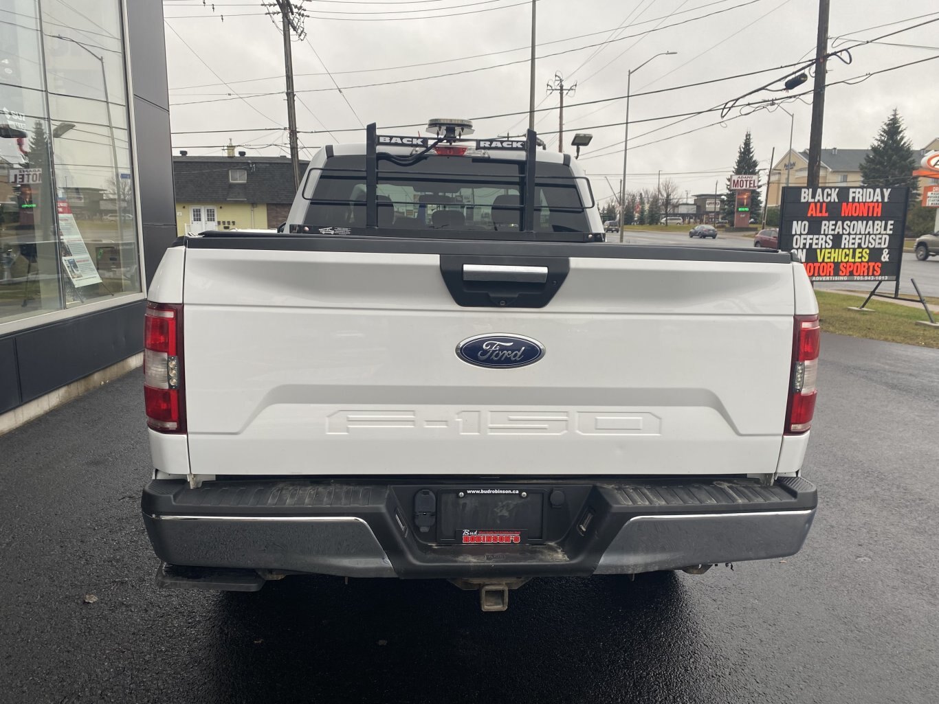 2018 FORD F 150 XTR SUPER CAB 6.5 FT BOX ( PREVIOUS RENTAL ) WITH TONNEAU COVER, BACK RACK AND REAR VIEW CAMERA!!