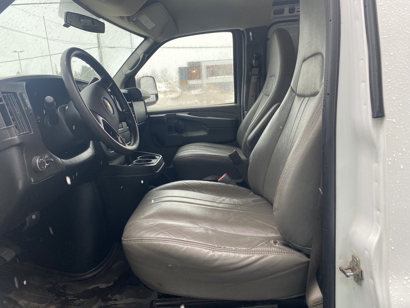 2013 CHEVROLET CARGO EXPRESS G2500 RWD