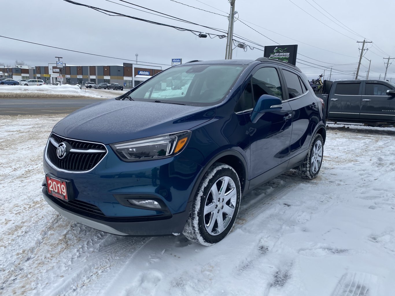 2019 BUICK ENCORE ESSENCE AWD W/LEATHER SEATS, SUNROOF, HEATED SEATS, REAR VIEW CAMERA, REMOTE START AND NAVIGATION!!