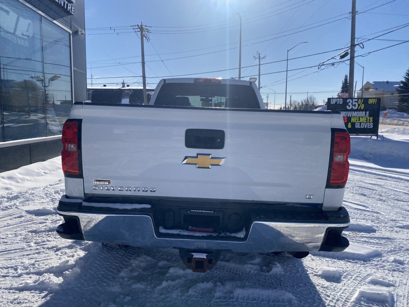 2018 CHEVROLET SILVERADO 2500HD LT 4X4 CREW CAB 8FT BOX WITH REAR VIEW CAMERA!!