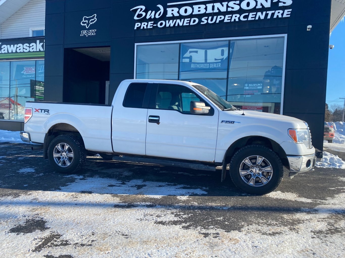 2011 FORD F 150 XLT 4X4 SUPER CAB 6.5 FT BOX ( AS TRADED )