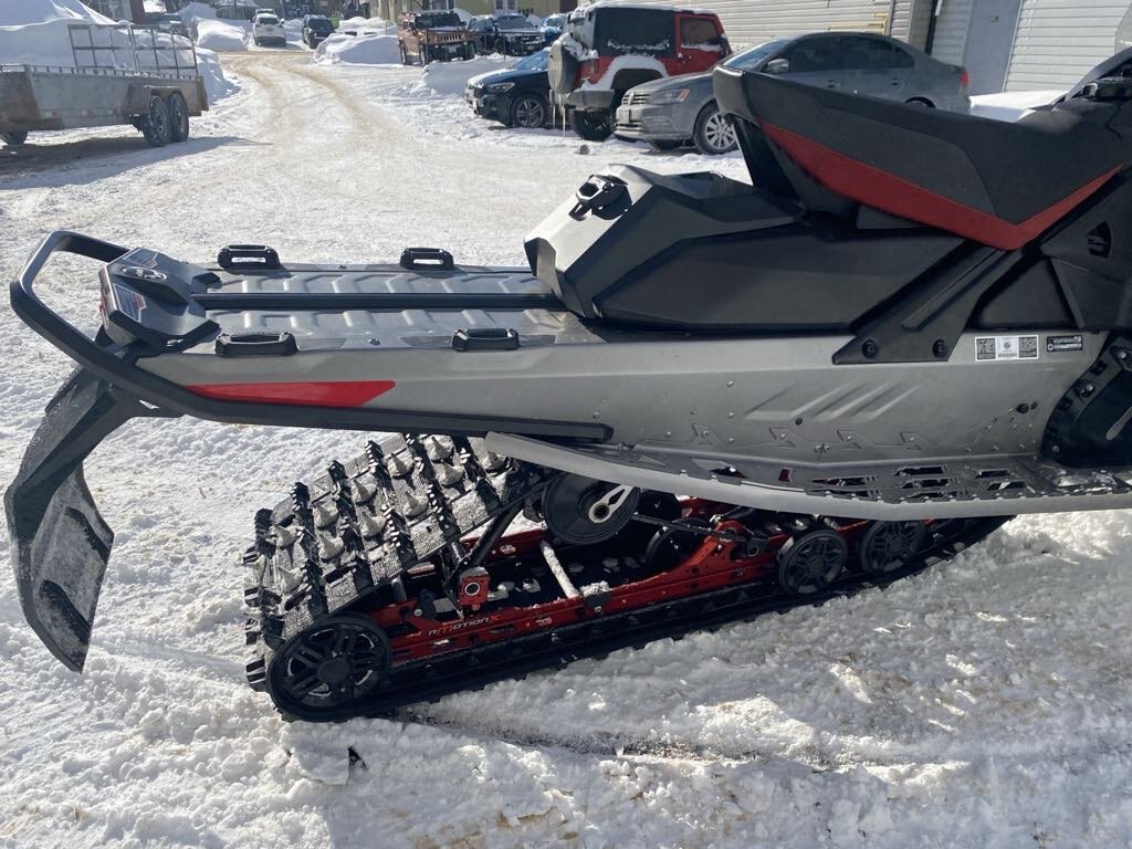 2023 SKI DOO RENEGADE® X RS® 850 137