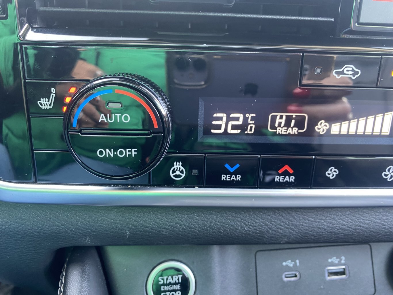 2023 NISSAN ROGUE SL AWD (PREVIOUS RENTAL) WITH SUNROOF, LEATHER SEATS, HEATED SEATS, POWER TRUNK, REMOTE START, REAR VIEW CAMERA AND NAVIGATION!!