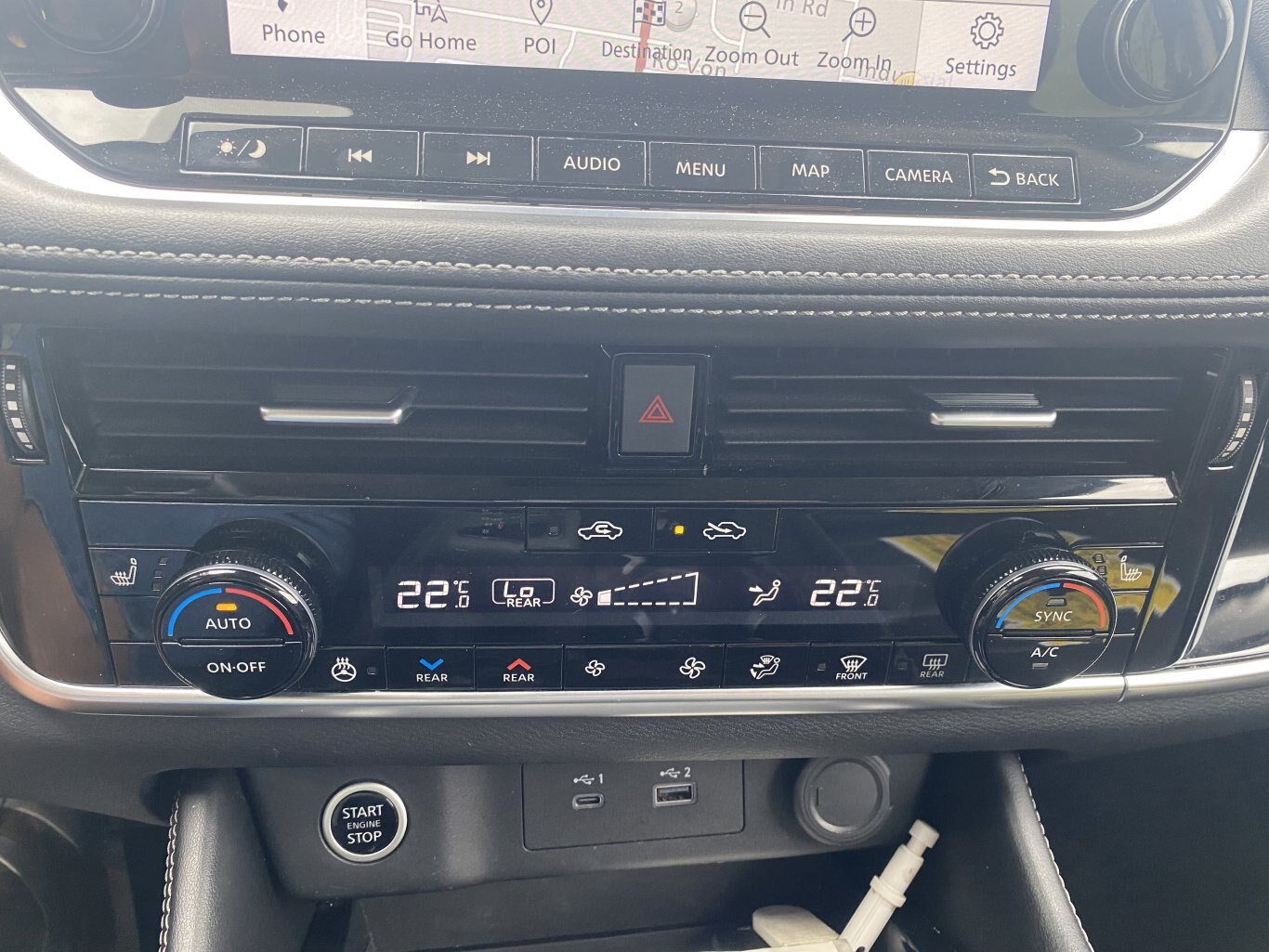 2023 NISSAN ROGUE SL AWD (PREVIOUS RENTAL) WITH SUNROOF, LEATHER SEATS, HEATED SEATS, POWER TRUNK, REMOTE START, REAR VIEW CAMERA AND NAVIGATION!!