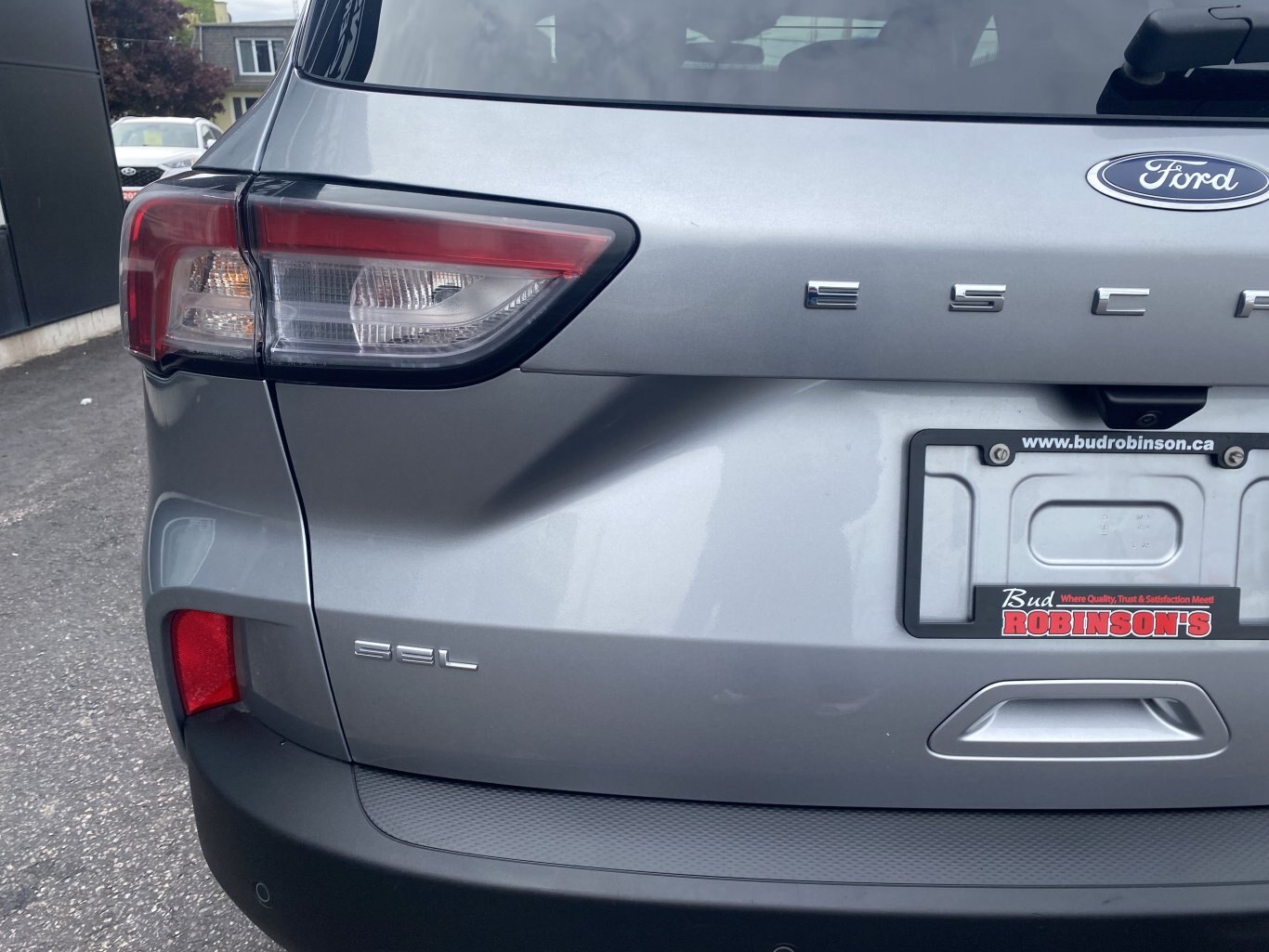 2022 FORD ESCAPE SEL AWD (PREVIOUS RENTAL) WITH LEATHER SEATS, HEATED SEATS, SUNROOF, REARVIEW CAMERA, HEATED STEERING WHEEL , NAVIGATION AND REMOTE START!!