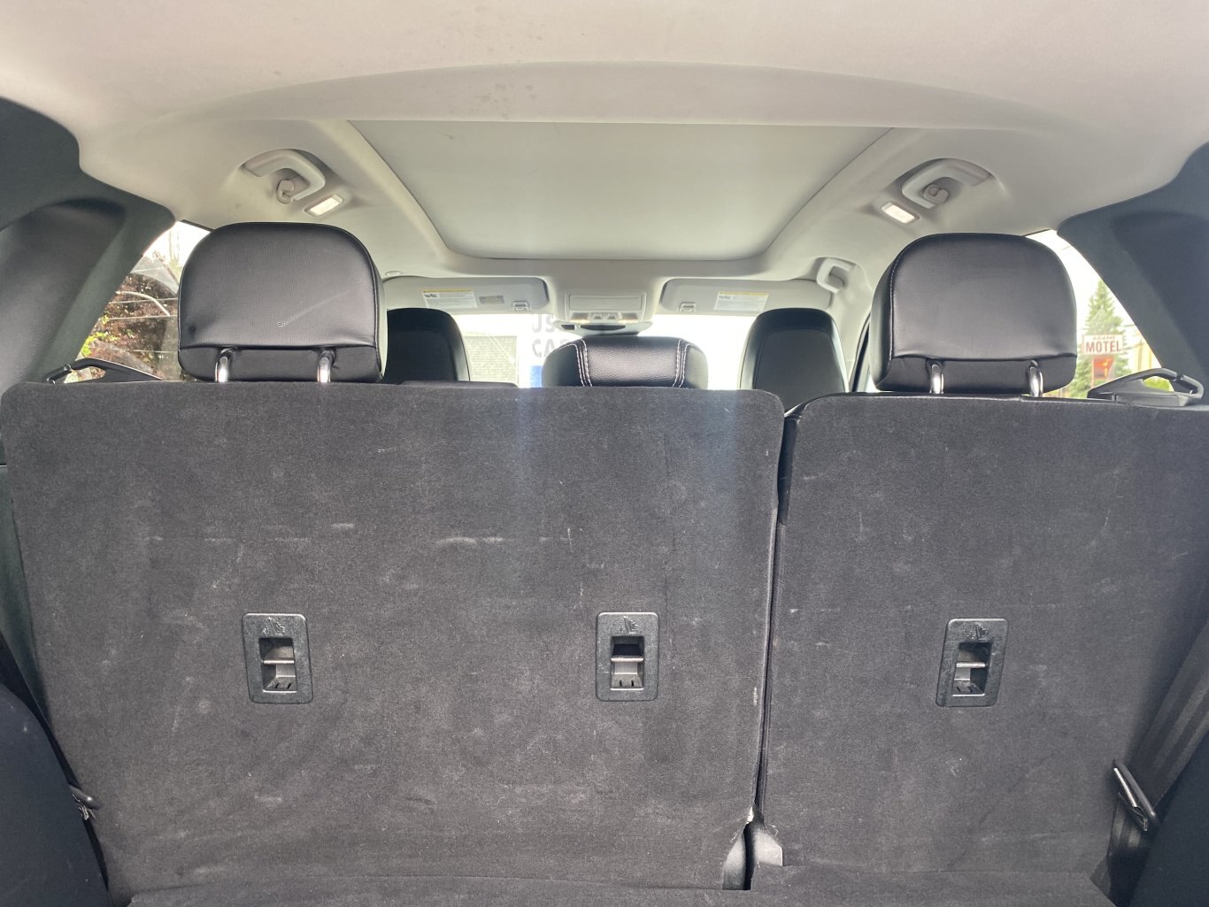 2022 FORD ESCAPE SEL AWD (PREVIOUS RENTAL) WITH LEATHER SEATS, HEATED SEATS, SUNROOF, REARVIEW CAMERA, HEATED STEERING WHEEL , NAVIGATION AND REMOTE START!!