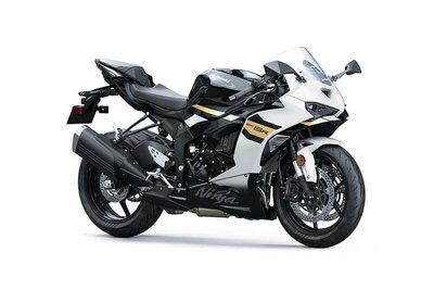 2026 Kawasaki NINJA ZX-6R ABS Pearl Robotic White / Metallic Spark Black